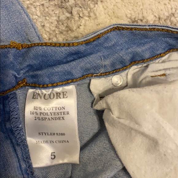 Used Encore Jeans - Picture 5 of 6